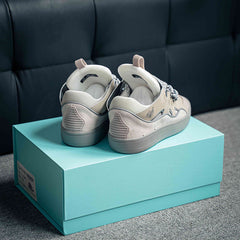 Leather Curb Light Grey Blue