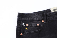 . Pants #673